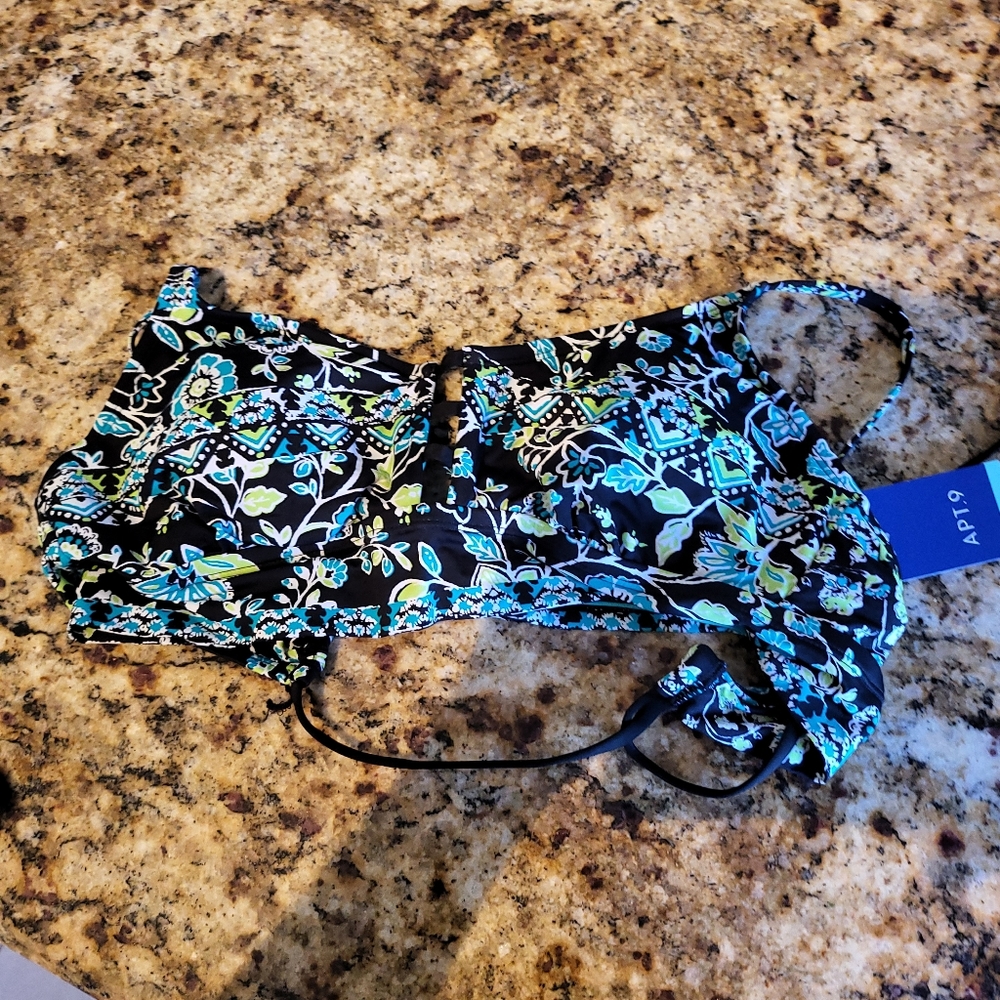 Swim top